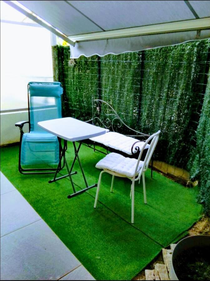 Nice View Jolie Studio Avec Jardin Exteriör bild